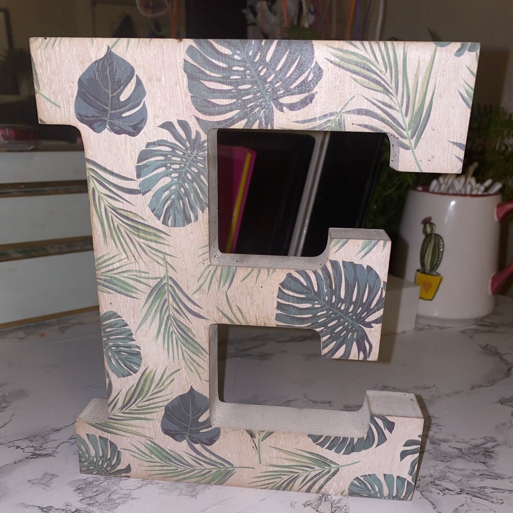 Summery floral E